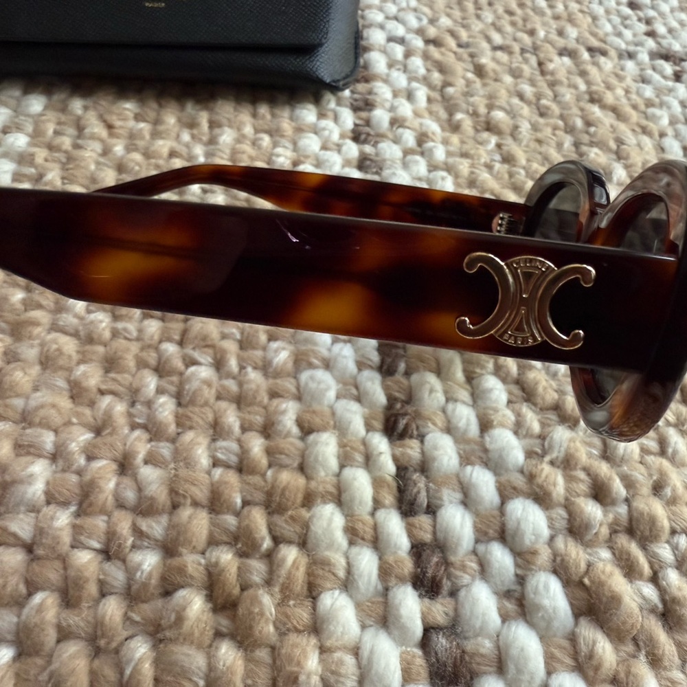 Celine Triomphe 01 Oval Sunglasses (Preowned Like NEW) - Picture 3 of 16